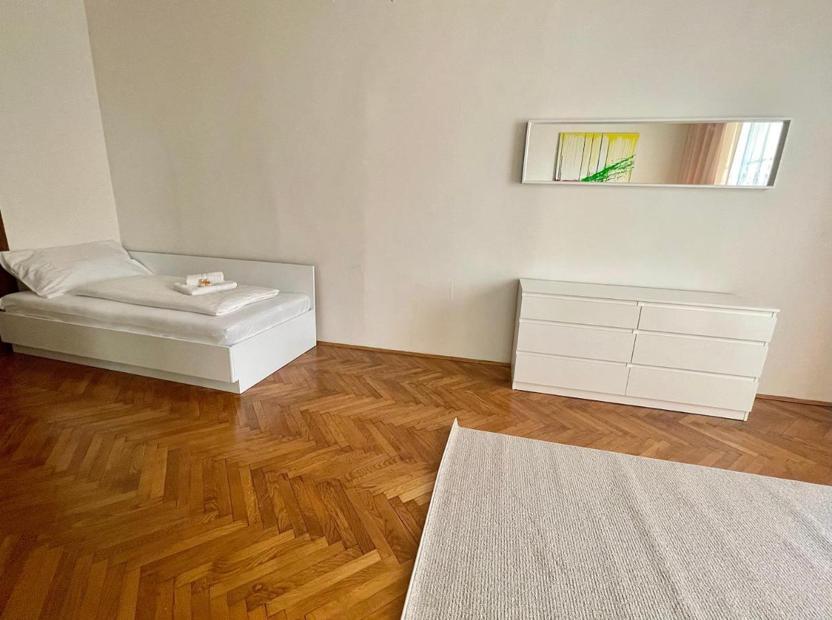 Apartment Zum Schlossberg - Top 1 Self Check-In Грац Экстерьер фото